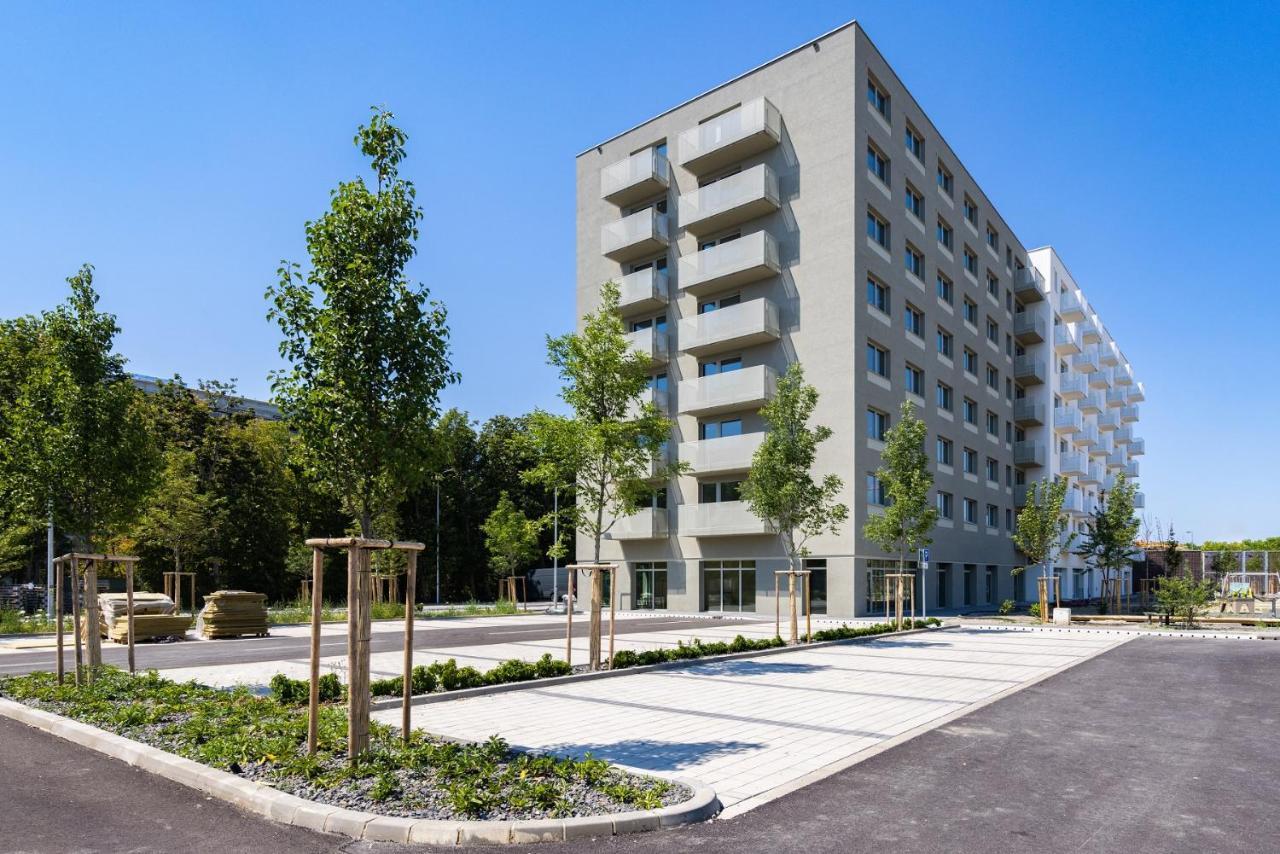 2 Apartment, New Building, Near Airport, Ovocne Sady, * Pozsony