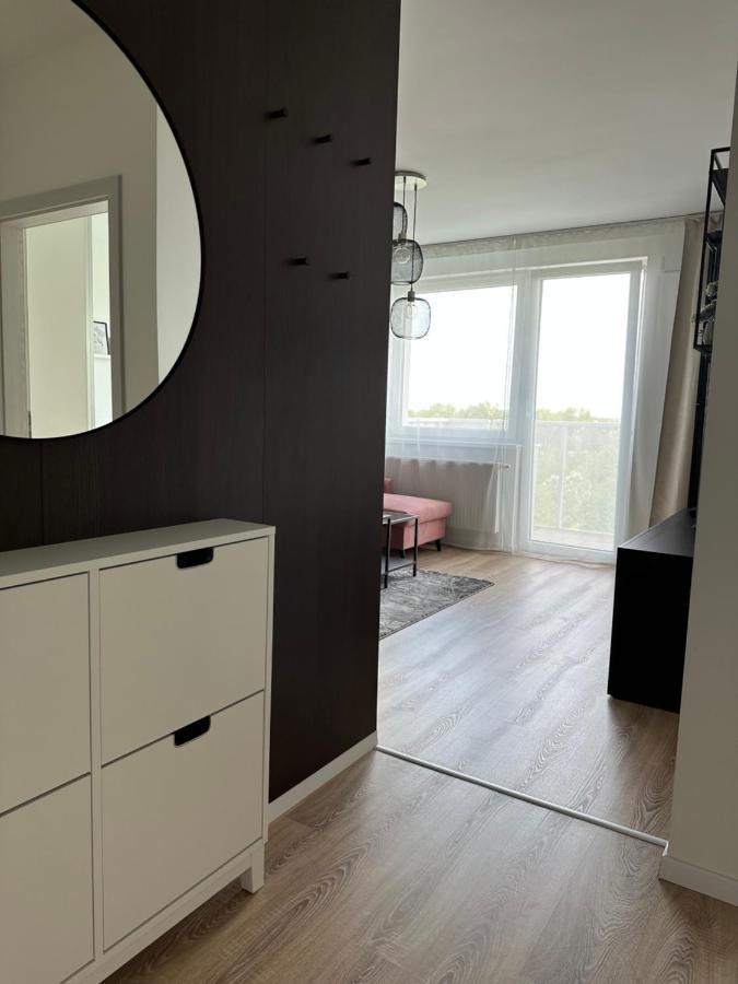 Apartman 2 Apartment, New Building, Near Airport, Ovocne Sady, Pozsony